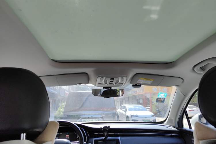 Used Roewe RX5 eMAX 2020 500 PHEV 4G-Connected Luxury Edition Headliner