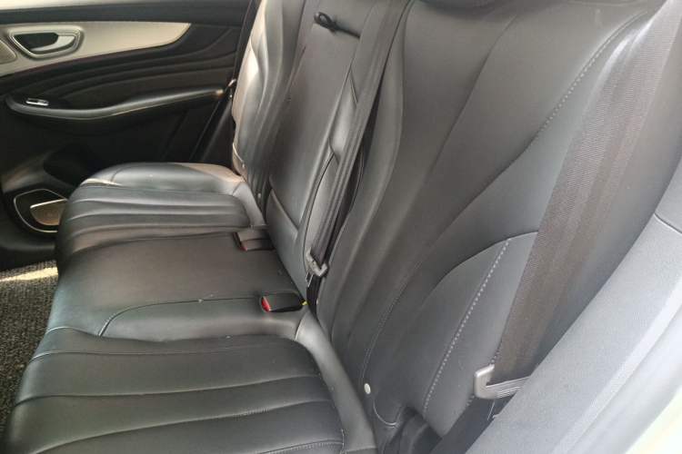 Used Roewe RX5 eMAX 2020 500 PHEV Premium Smart Cabin Left Rear Seat
