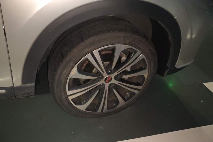 Used Roewe RX5 eMAX 2020 500 PHEV Smart Cabin Flagship Edition Right Front Wheel Hub