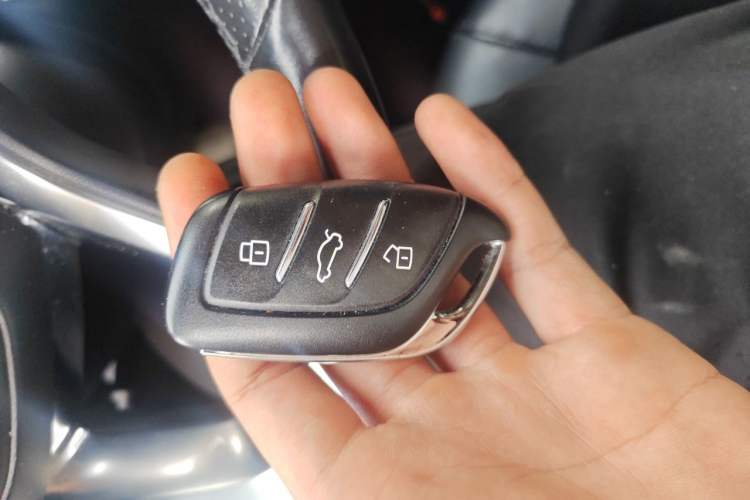 Used Roewe RX5 eMAX 2020 500 PHEV Smart Cabin Flagship Edition Vehicle Key