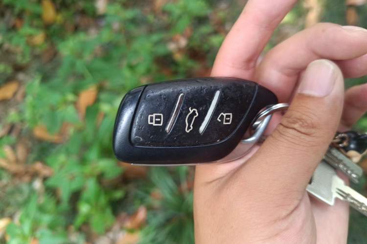 Used Roewe RX5 eMAX 2020 500 PHEV Premium Smart Cabin Vehicle Key