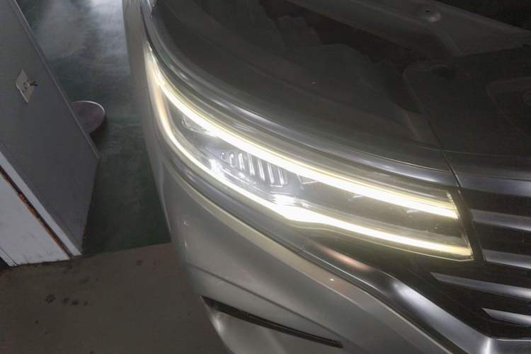 Used Roewe RX5 eMAX 2020 500 PHEV Smart Cabin Flagship Edition Right Front Headlight