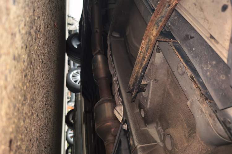 Used Roewe RX5 eMAX 2020 500 PHEV Premium Smart Cabin Chassis Front Right