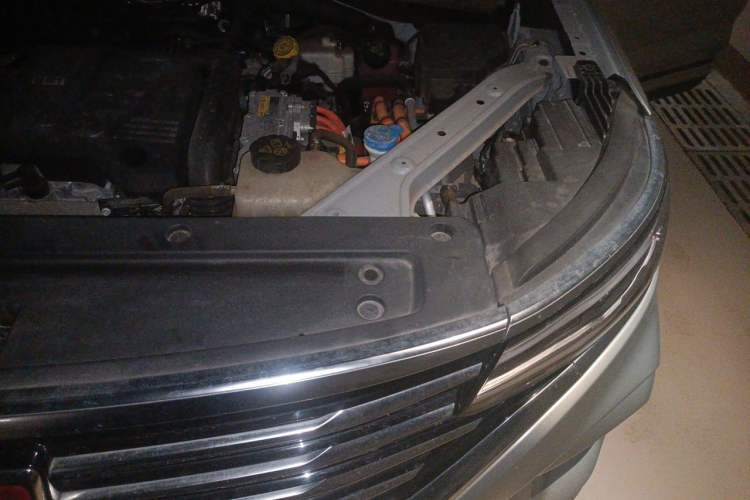 Used Roewe RX5 eMAX 2020 500 PHEV 4G-Connected Luxury Edition Engine Bay Left