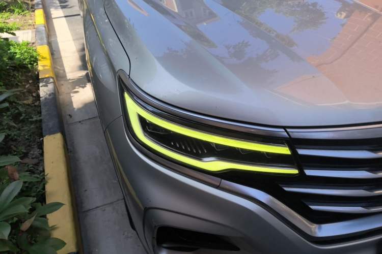 Used Roewe RX5 eMAX 2020 500 PHEV 4G-Connected Luxury Edition Right Front Headlight