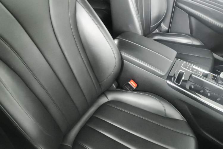 Used Roewe RX5 eMAX 2020 500 PHEV Smart Cabin Flagship Edition Right Front Seat