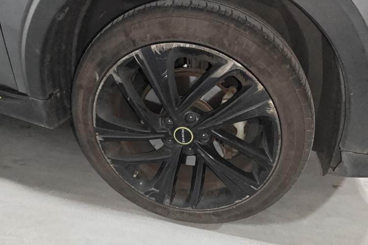 Used Roewe RX5 eMAX 2020 500 PHEV Premium Smart Cabin Right Front Wheel Hub