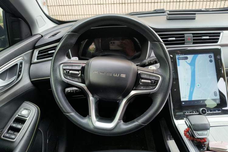 Used Roewe RX5 eMAX 2020 500 PHEV Smart Cabin Flagship Edition Steering Wheel