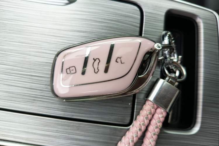 Used Roewe RX5 eMAX 2020 500 PHEV Smart Cabin Flagship Edition Vehicle Key