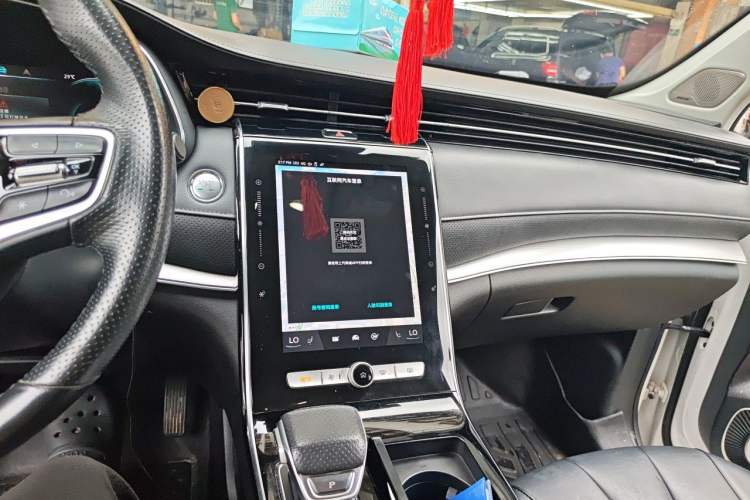 Used Roewe RX5 eMAX 2020 500 PHEV Smart Cabin Flagship Edition Audio And AC Panel