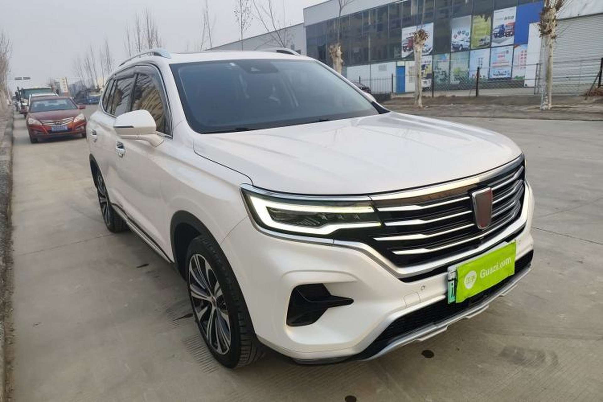 Used Roewe RX5 eMAX 2020 500 PHEV Premium Smart Cabin Front Right 45 Deg