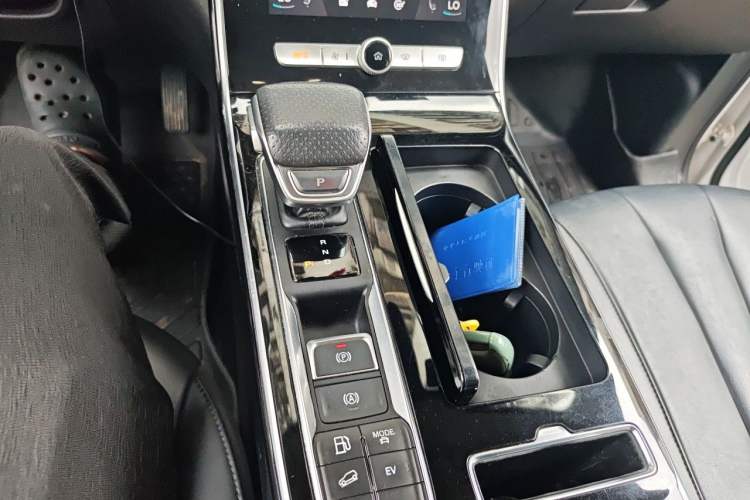Used Roewe RX5 eMAX 2020 500 PHEV Smart Cabin Flagship Edition Gear Lever