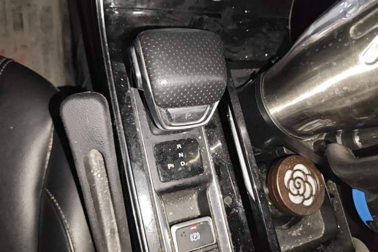 Used Roewe RX5 eMAX 2020 500 PHEV Premium Smart Cabin Gear Lever
