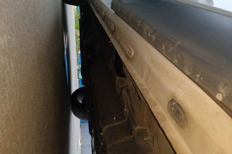 Used Roewe RX5 eMAX 2020 500 PHEV Premium Smart Cabin Left Side Sill