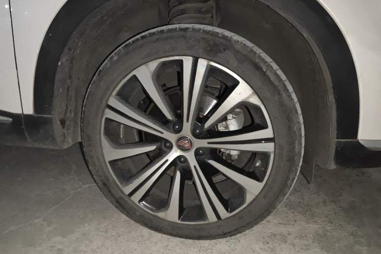 Used Roewe RX5 eMAX 2020 500 PHEV Premium Smart Cabin Right Front Wheel Hub