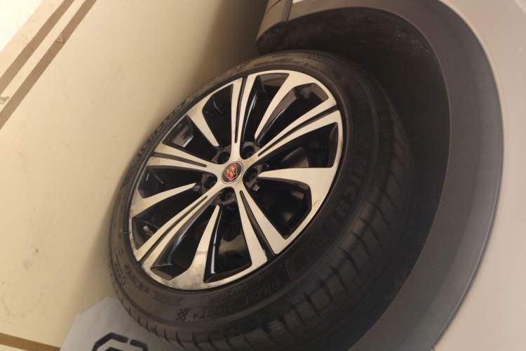 Used Roewe RX5 eMAX 2020 500 PHEV Smart Cabin Flagship Edition Right Front Wheel Hub