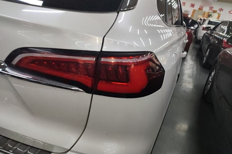Used Roewe RX5 eMAX 2020 500 PHEV Smart Cabin Flagship Edition Right Rear Taillight