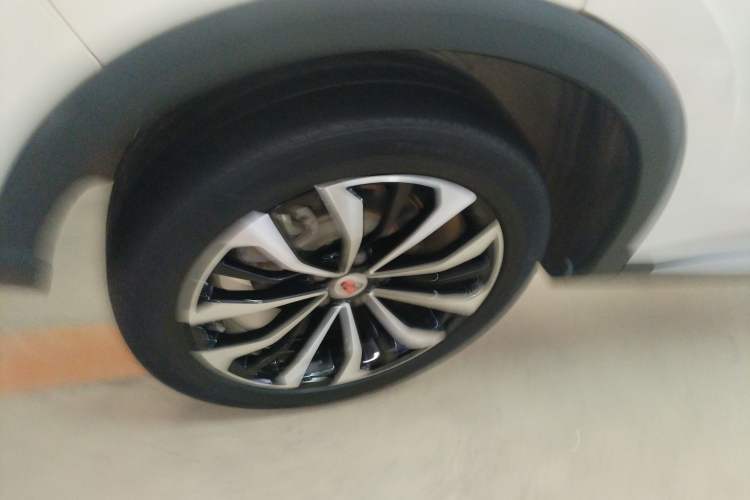 Used Roewe RX5 eMAX 2020 500 PHEV 4G-Connected Luxury Edition Right Rear Wheel Hub