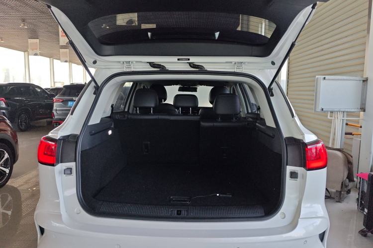 Used Roewe RX5 eMAX 2020 500 PHEV 4G-Connected Luxury Edition Trunk