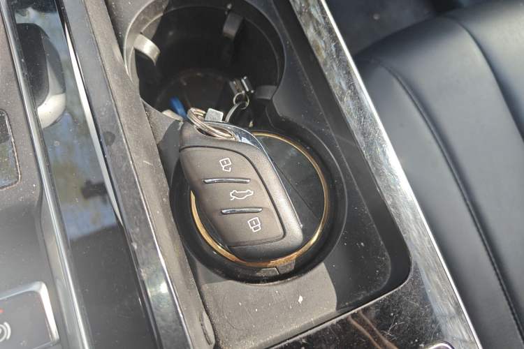 Used Roewe RX5 eMAX 2020 500 PHEV Smart Cabin Flagship Edition Vehicle Key