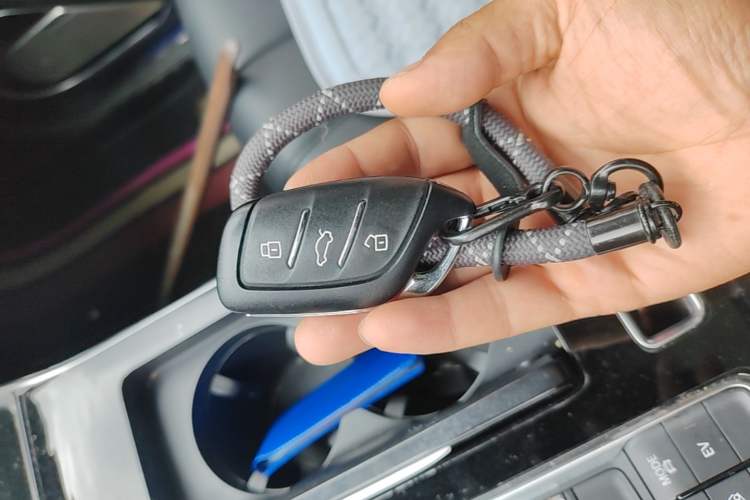 Used Roewe RX5 eMAX 2020 500 PHEV Smart Cabin Flagship Edition Vehicle Key