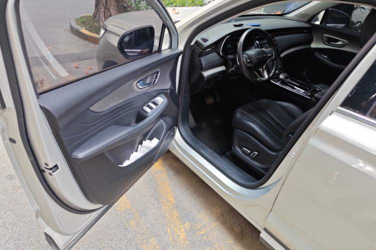 Used Roewe RX5 eMAX 2020 500 PHEV 4G-Connected Luxury Edition Driver Seat