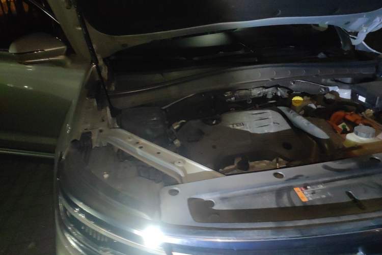 Used Roewe RX5 eMAX 2020 500 PHEV Smart Cabin Flagship Edition Engine Bay Right