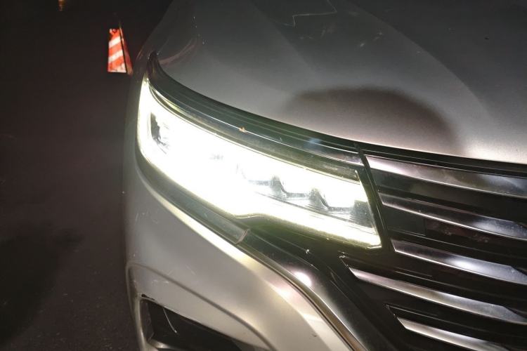 Used Roewe RX5 eMAX 2020 500 PHEV Smart Cabin Flagship Edition Exterior 6