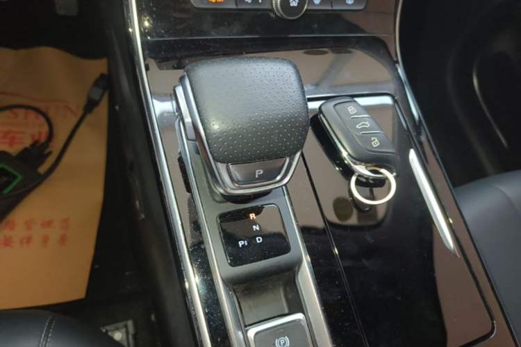 Used Roewe RX5 eMAX 2020 500 PHEV 4G-Connected Luxury Edition Gear Lever