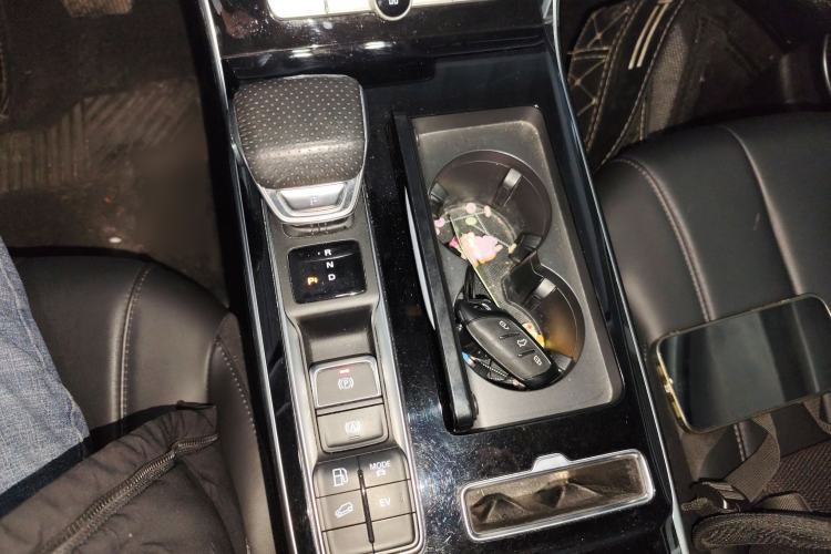 Used Roewe RX5 eMAX 2020 500 PHEV Smart Cabin Flagship Edition Gear Lever