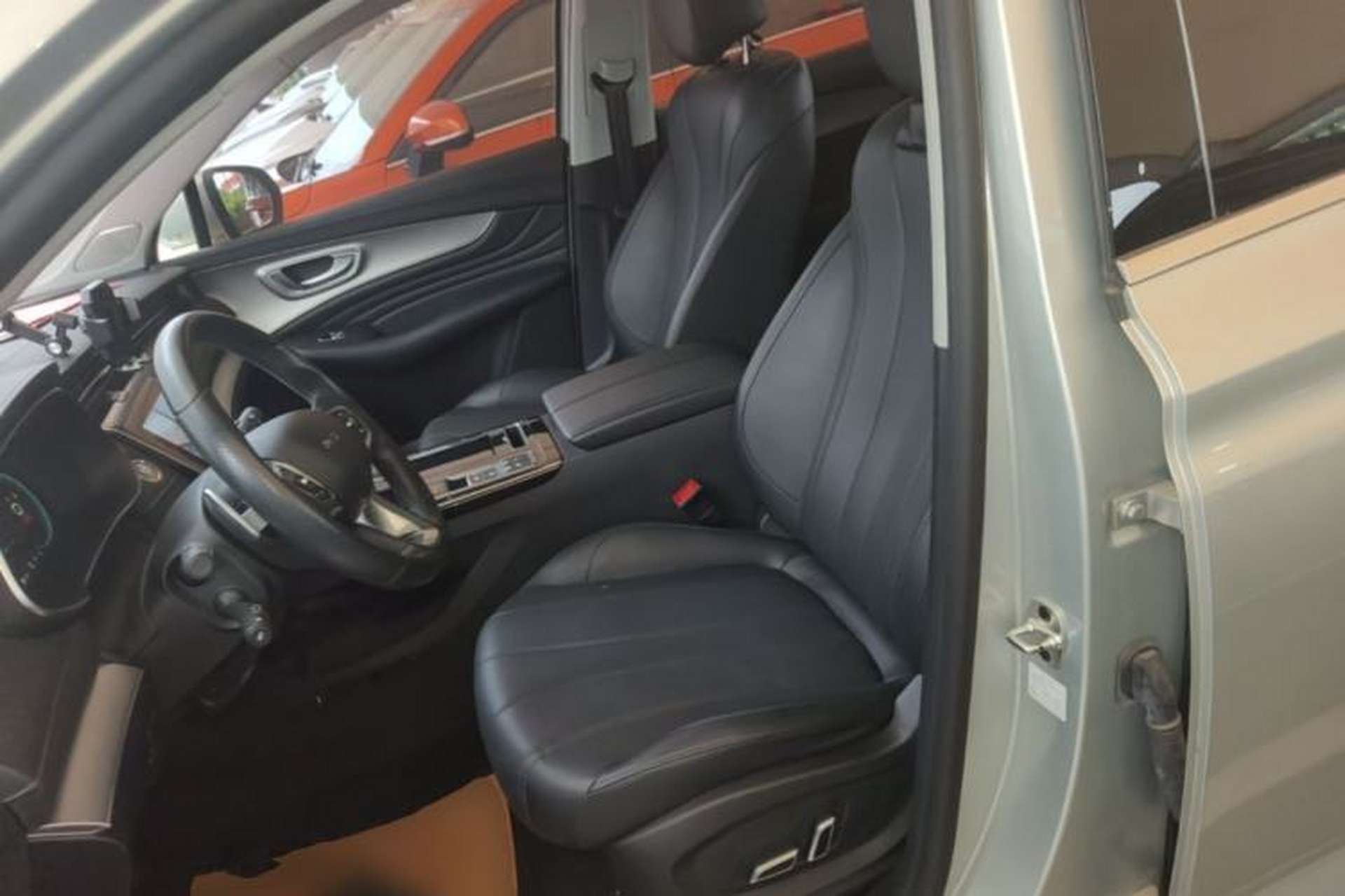 Used Roewe RX5 eMAX 2020 500 PHEV 4G-Connected Luxury Edition Left Front Seat