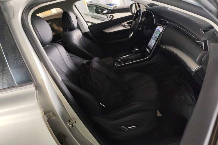 Used Roewe RX5 eMAX 2020 500 PHEV Smart Cabin Flagship Edition Right Front Seat