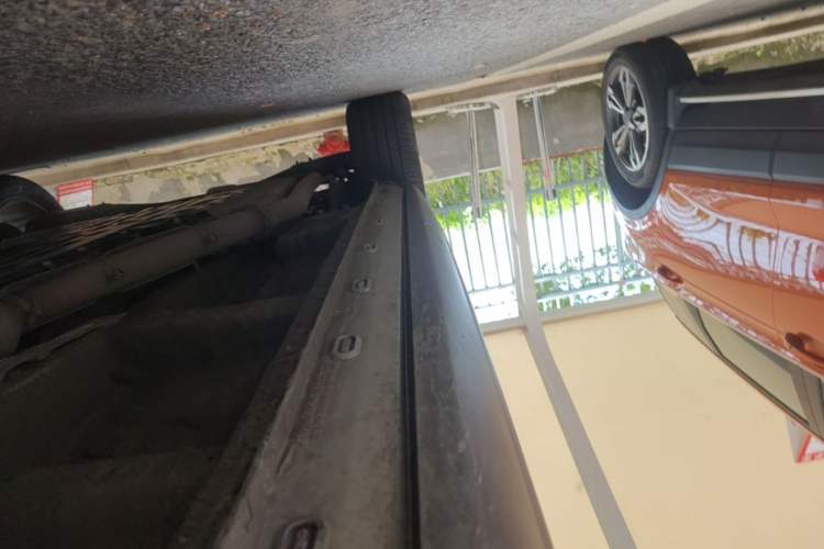 Used Roewe RX5 eMAX 2020 500 PHEV 4G-Connected Luxury Edition Right Side Sill