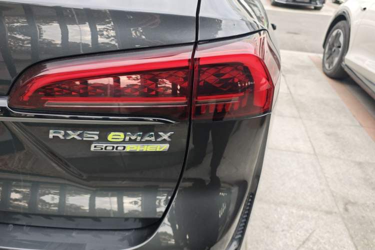 Used Roewe RX5 eMAX 2022 1.5T PHEV Fearless Deluxe Edition Exterior 6