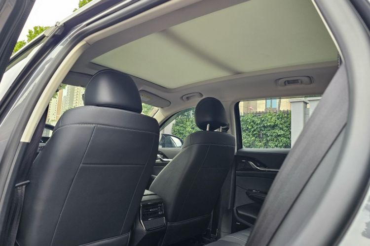 Used Roewe RX5 eMAX 2022 1.5T PHEV Fearless Prestige Edition Headliner