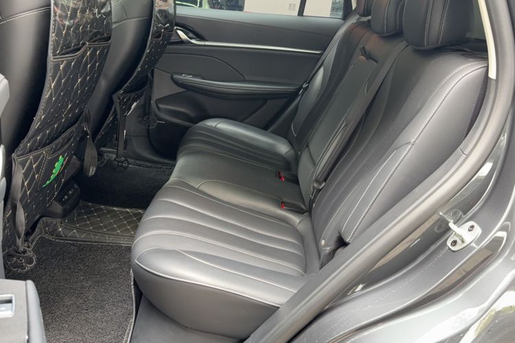 Used Roewe RX5 eMAX 2022 1.5T PHEV Fearless Deluxe Edition Interior 2