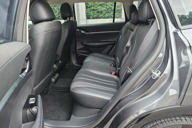 Used Roewe RX5 eMAX 2022 1.5T PHEV Fearless Prestige Edition Interior 5