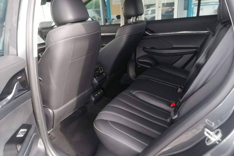 Used Roewe RX5 eMAX 2022 1.5T PHEV Fearless Prestige Edition Left Rear Seat