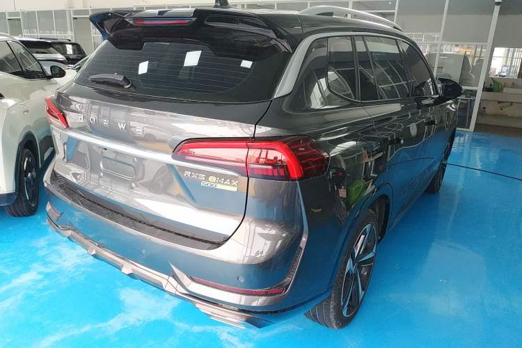 Used Roewe RX5 eMAX 2022 1.5T PHEV Fearless Prestige Edition Rear Right 45 Deg