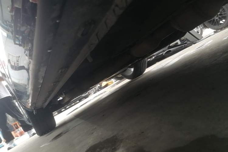 Used Roewe RX5 eMAX 2022 1.5T PHEV Fearless Prestige Edition Right Side Sill