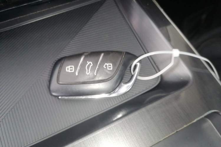 Used Roewe RX5 eMAX 2022 1.5T PHEV Fearless Prestige Edition Vehicle Key