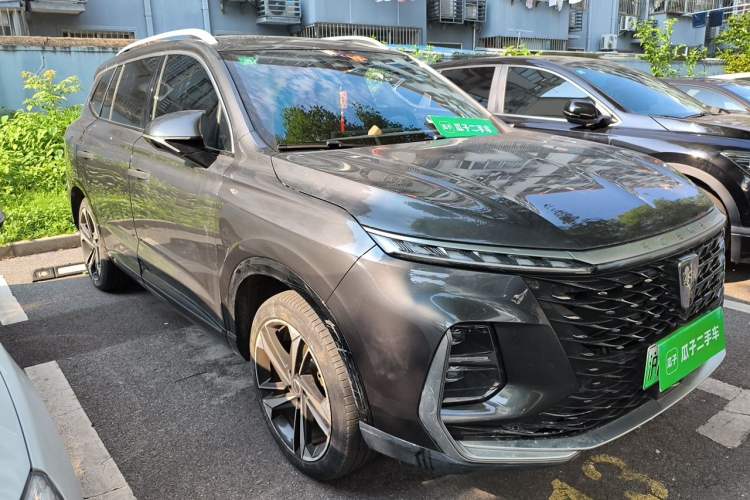 Used Roewe RX5 eMAX 2022 1.5T PHEV Fearless Prestige Edition Front Right 45 Deg