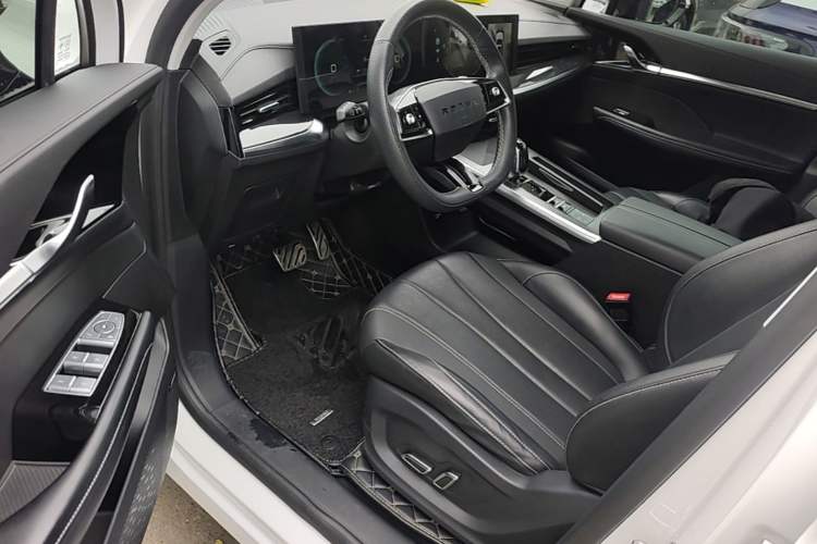 Used Roewe RX5 eMAX 2022 1.5T PHEV Fearless Prestige Edition Driver Seat