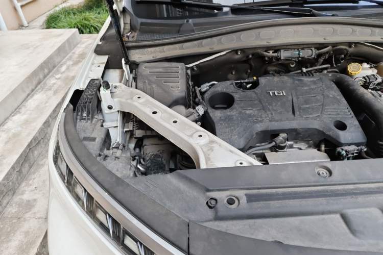 Used Roewe RX5 eMAX 2022 1.5T PHEV Fearless Prestige Edition Engine Bay Right