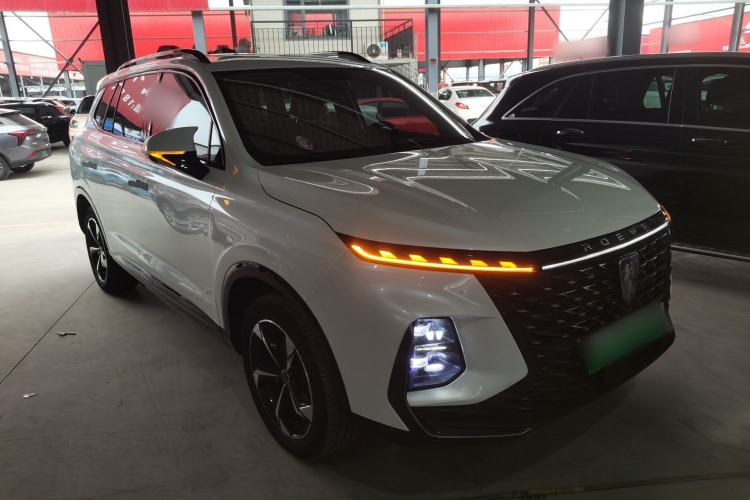 Used Roewe RX5 eMAX 2022 1.5T PHEV Fearless Deluxe Edition Front Right 45 Deg