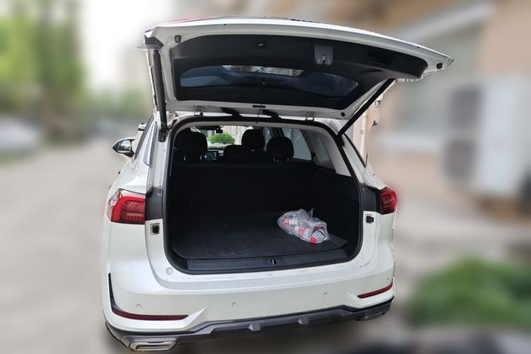 Used Roewe RX5 eMAX 2022 1.5T PHEV Fearless Prestige Edition Trunk