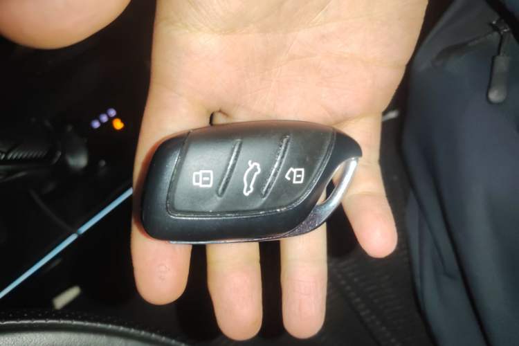 Used Roewe RX5 eMAX 2022 1.5T PHEV Fearless Prestige Edition Vehicle Key