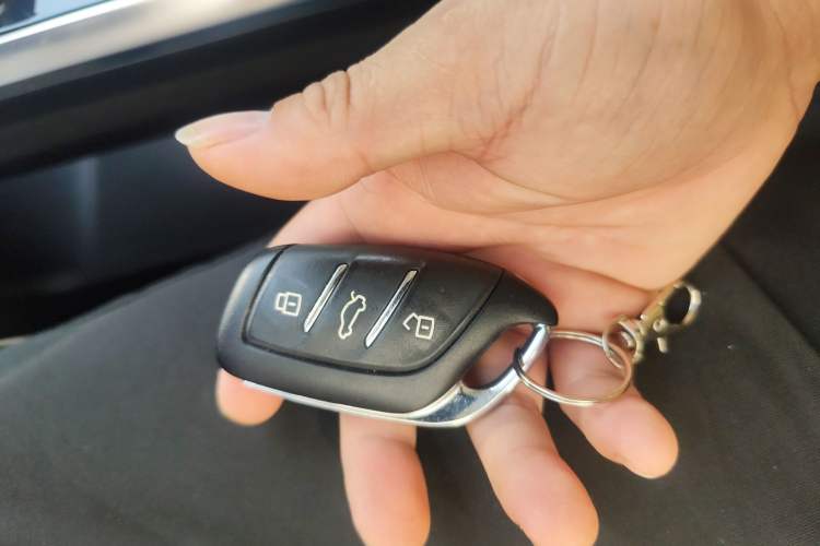 Used Roewe RX5 eMAX 2022 1.5T PHEV Fearless Deluxe Edition Vehicle Key