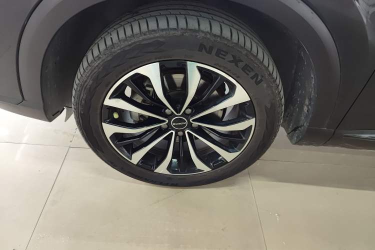 Used Roewe RX5 MAX 2021 Supreme Series 300TGI Automatic Smart Cabin Edition Left Front Wheel Hub