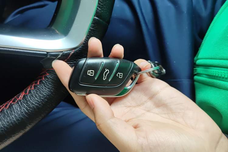 Used Roewe RX5 MAX 2021 Supreme Series 300TGI Automatic Smart Cabin Edition Vehicle Key